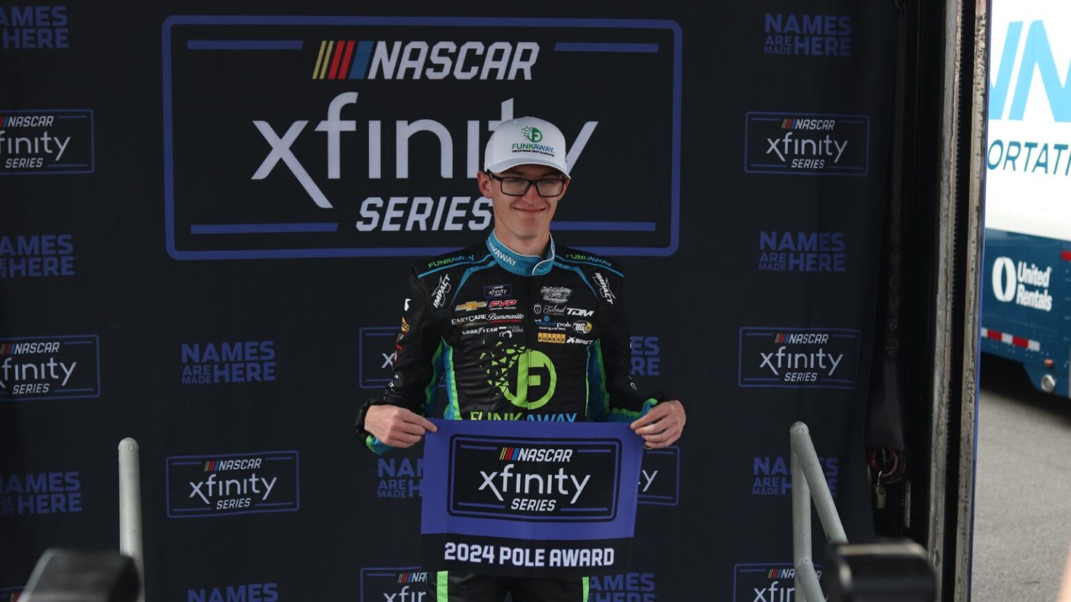 Parker Retzlaff Scores First Career Nascar Xfinity Pole Tops Brandon