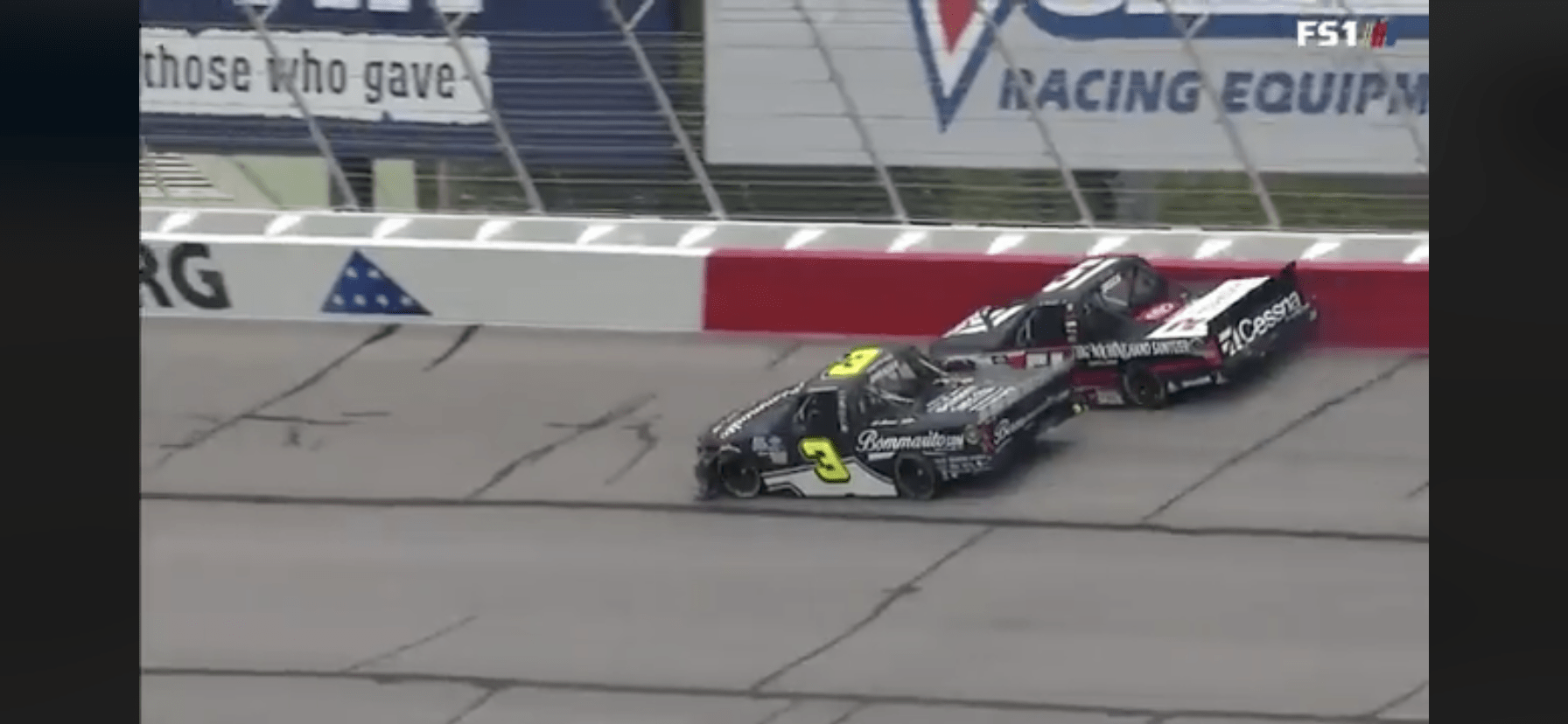 Video: Issues Late Doom Kyle Busch and Chase Elliott in Truck Race at ...