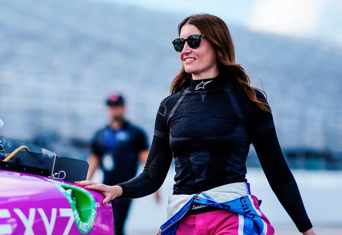 Julia Landauer NASCAR Xfinity Series Homestead-Miami Speedway 2022 Alpha Prime Racing