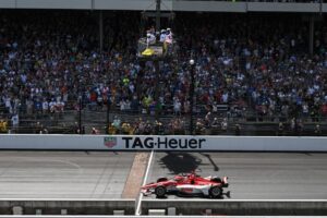 Marcus Ericsson wins the 2022 Indianapolis 500.