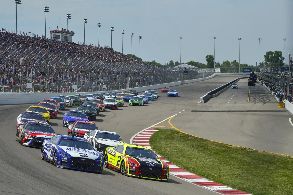 NASCAR Cup race at Gateway sold out Enjoy Illinois 300 sold out