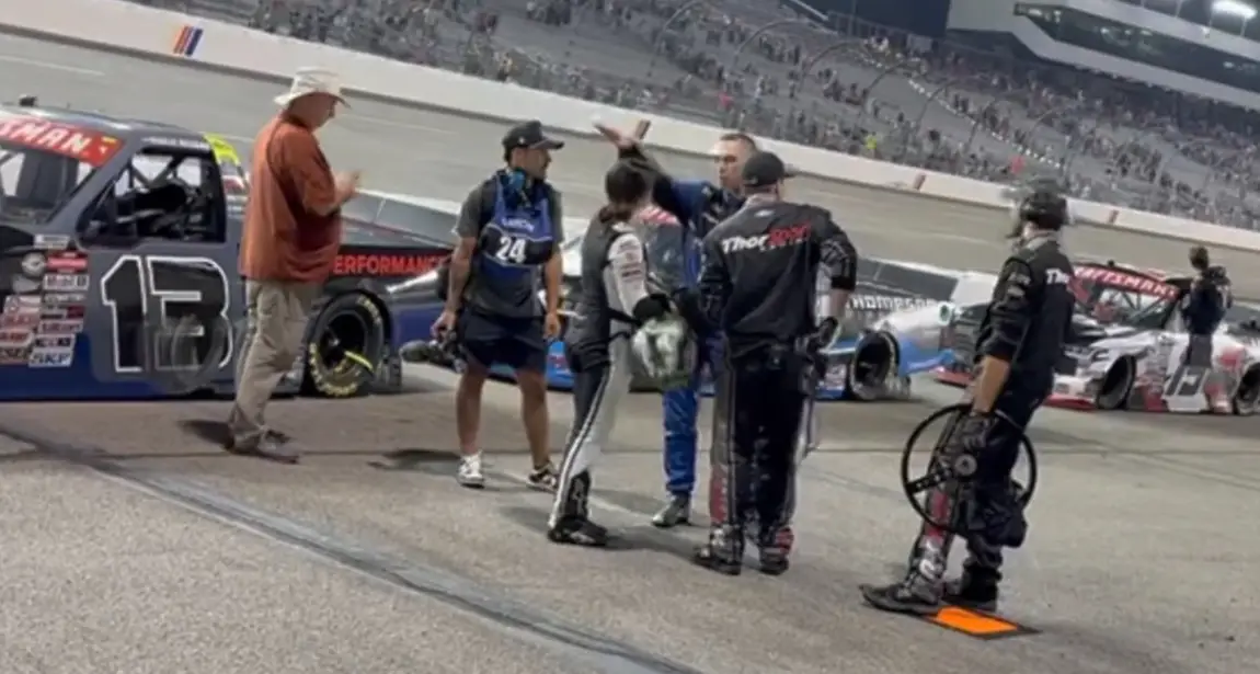 Hailie Deegan Dean Thompson Richmond altercation Dean Thompson confronts hailie deegan video Richmond highlights