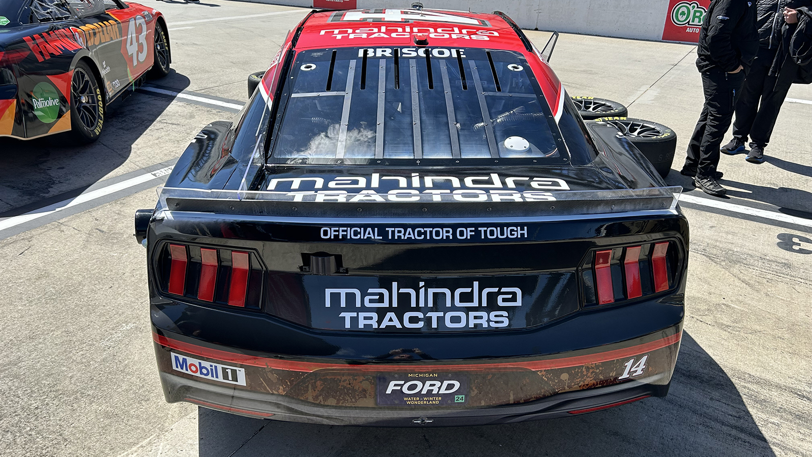 Chase Briscoe 2024 Mahindra Tractors paint scheme Stewart-Haas Racing NASCAR Cup Series