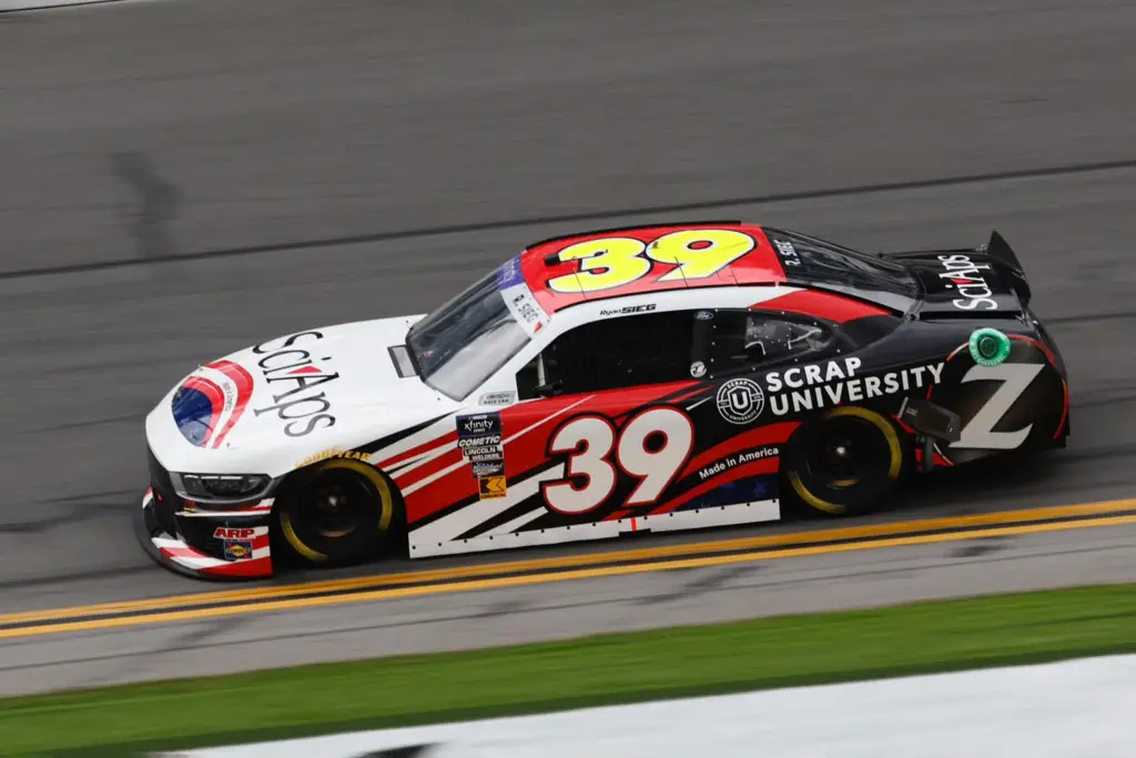 No. 39 RSS Racing SciAps / Scrap University