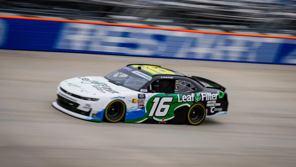 No. 16 Kaulig Racing LeafFilter Gutter Protection | TobyChristie.com