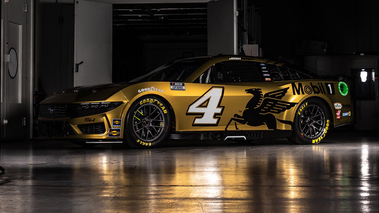 Josh Berry 2024 Mobil 1 50th Anniversary gold paint scheme Stewart-Haas Racing NASCAR Cup Series