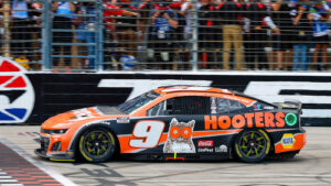 Chase Elliott Hooters and Hendrick Motorsports part ways 2024 NASCAR Cup Series