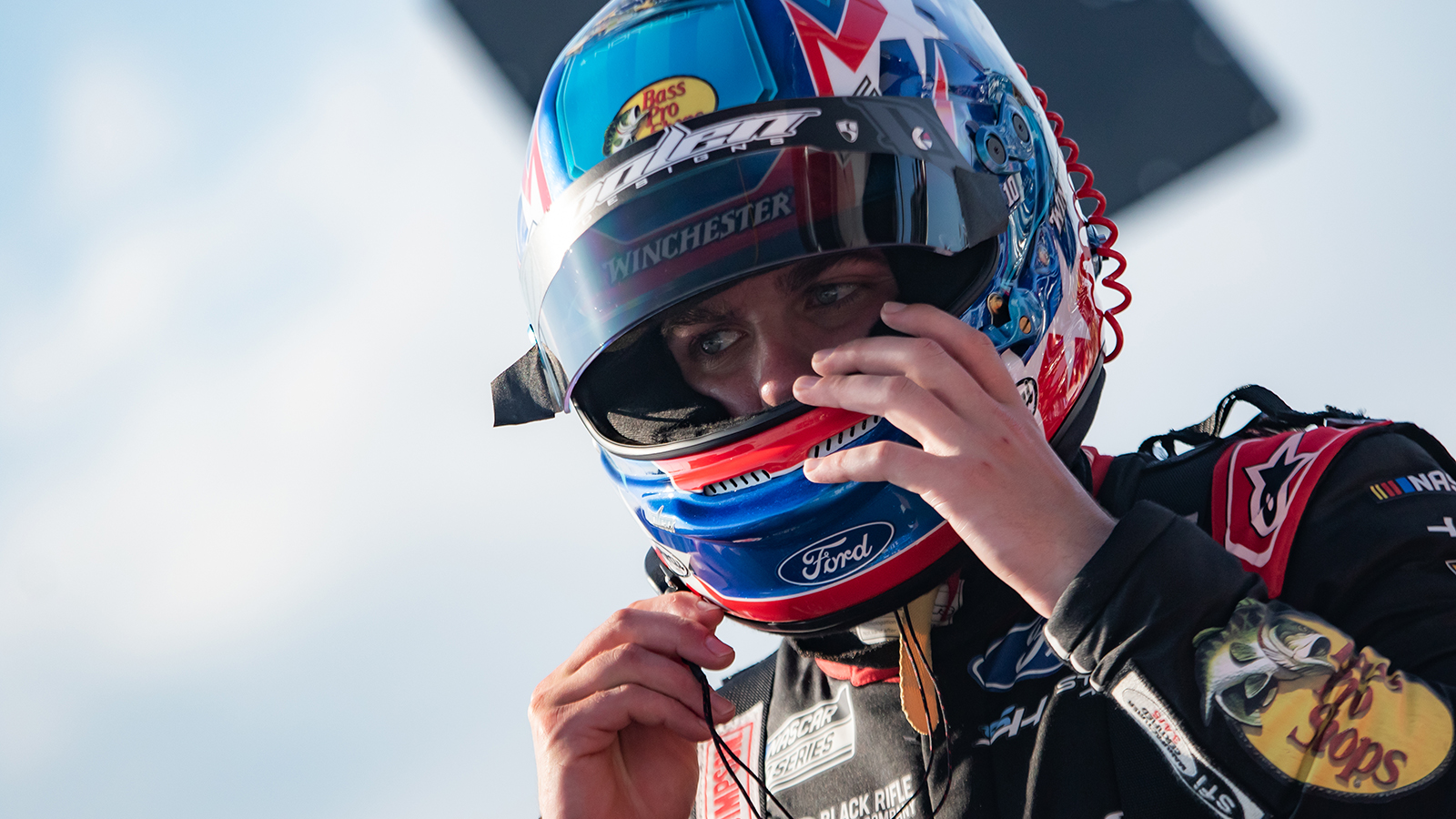 Noah Gragson Front Row Motorsports 2025 NASCAR Cup Series multiyear contract