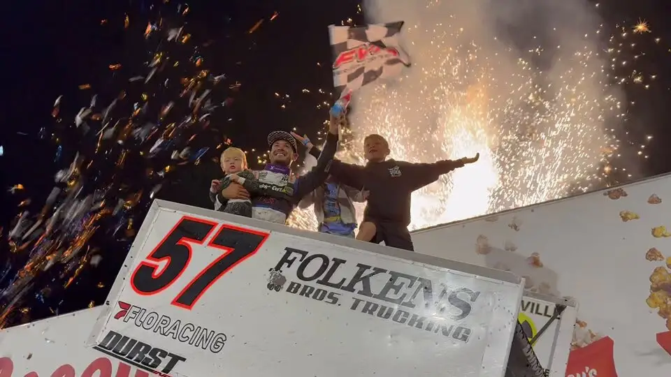 Kyle Larson Leads Every Lap for Third Knoxville Nationals Win