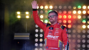 Justin Allgaier returns to JR Motorsports on multi-year contract extension through 2026 NASCAR Xfinity Series season