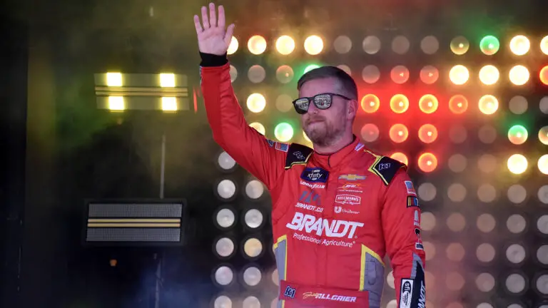 Justin Allgaier returns to JR Motorsports on multi-year contract extension through 2026 NASCAR Xfinity Series season