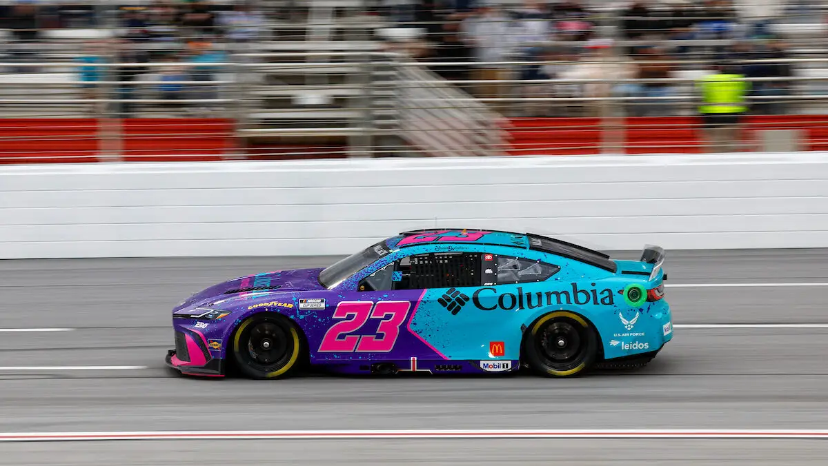 Bubba Wallace 2025 Columbia Sportswear paint scheme