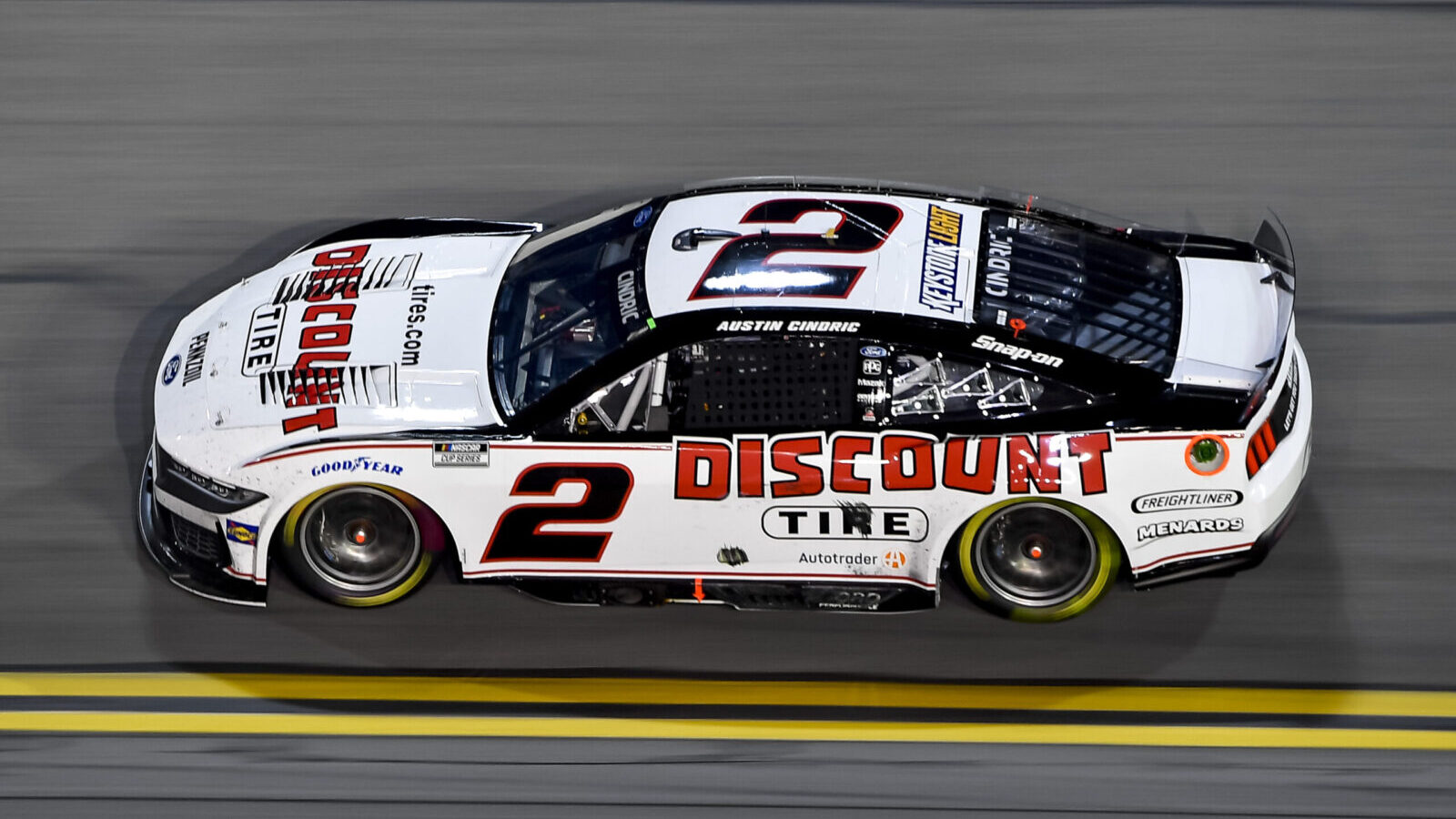 Austin Cindric 2025 Discount Tire paint scheme Team Penske NASCAR Cup Series