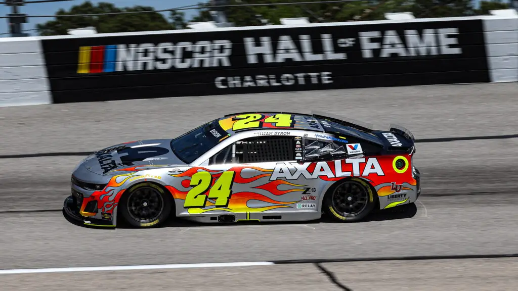 William Byron 2025 Darlington Throwback paint scheme Axalta Hendrick Motorsports NASCAR Cup Series Jeff Gordon