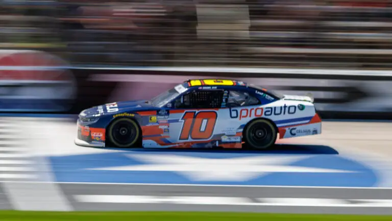 Kevin Walter, crew chief Daniel Dye and Kaulig Racing, suspended for unsecured lug nuts at Texas