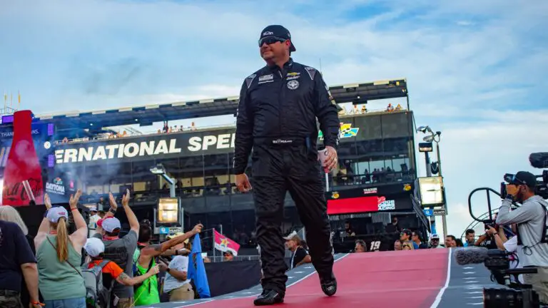 JB_Cup_Daytona_Intros_McLeod
