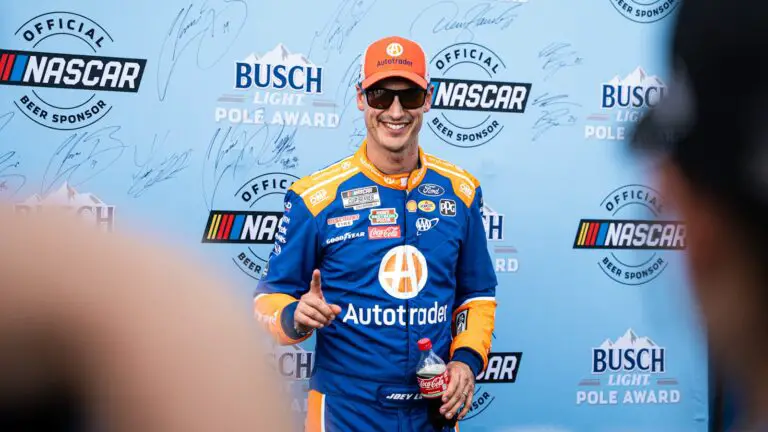DB_atl_cup_qual_JoeyLogano-1-2