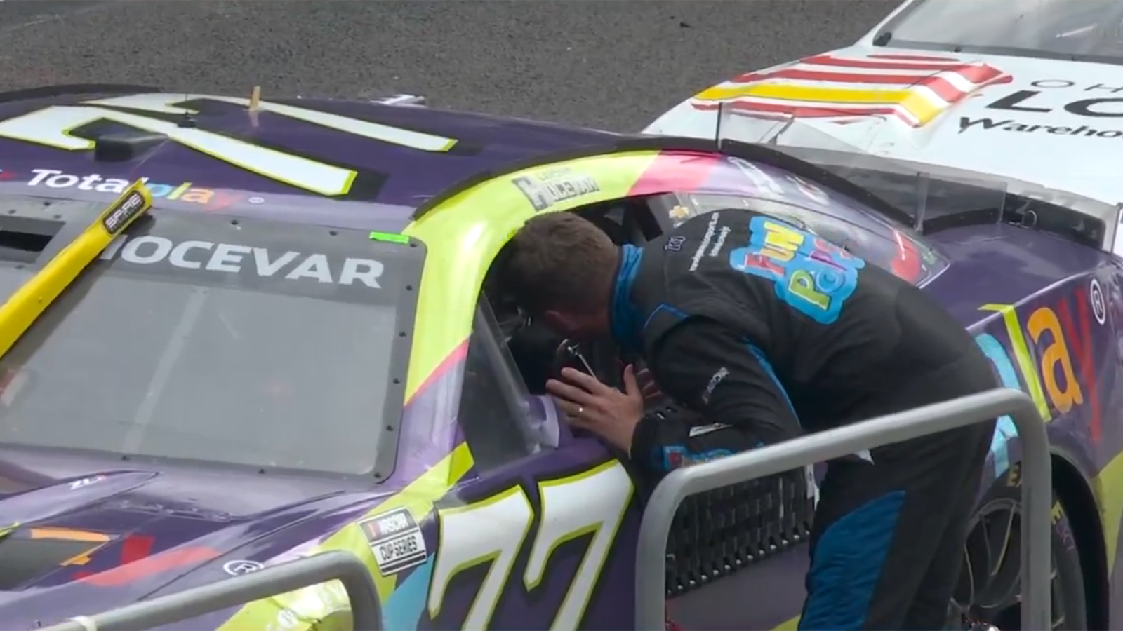 Ricky Stenhouse Jr. confronts Carson Hocevar after Mexico City race, vows to beat his ass in the United States