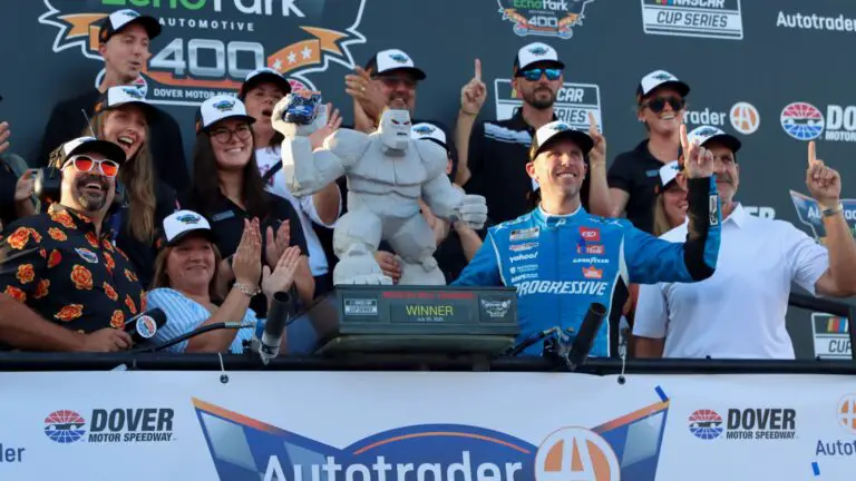 Denny Hamlin wins the Autotrader EchoPark Automotive 400 at Dover Motor Speedway