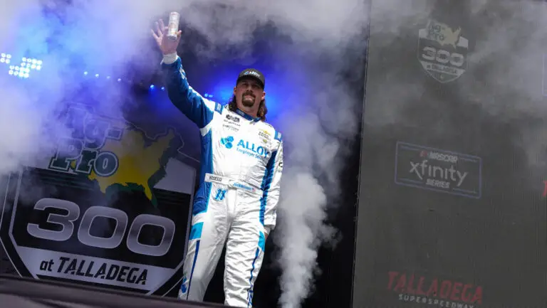 DB_Dega_Xfinity_Race_JoshWilliams