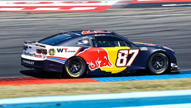 RE_XFINITY_WATKINSGLEN_FEATURE_zilisch cup car_