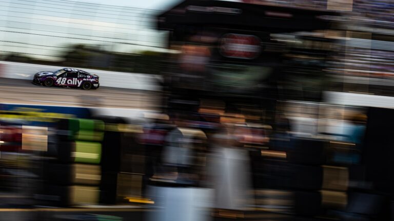 mm_darlington_cup_race_alexbowman2