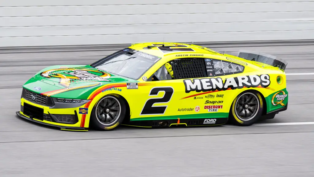 Austin Cindric 2025 Menards / Quaker State paint scheme Team Penske NASCAR Cup Series