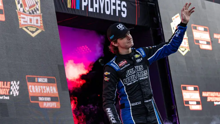 mm_trucks_martinsville_race_connerjones-1