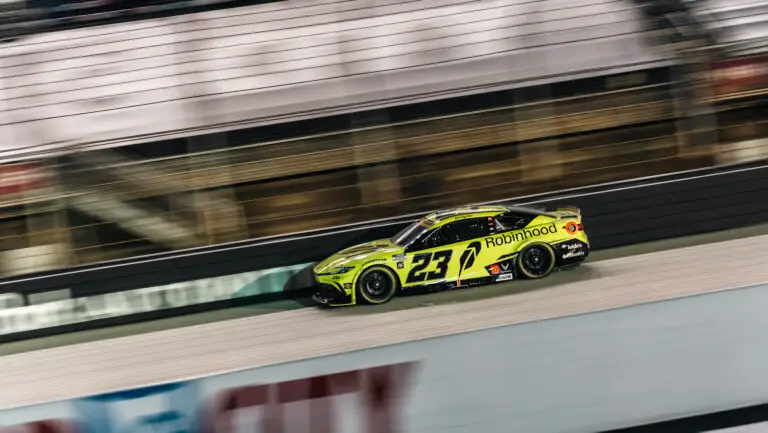 DB_bristol_cup_race_wallace-5