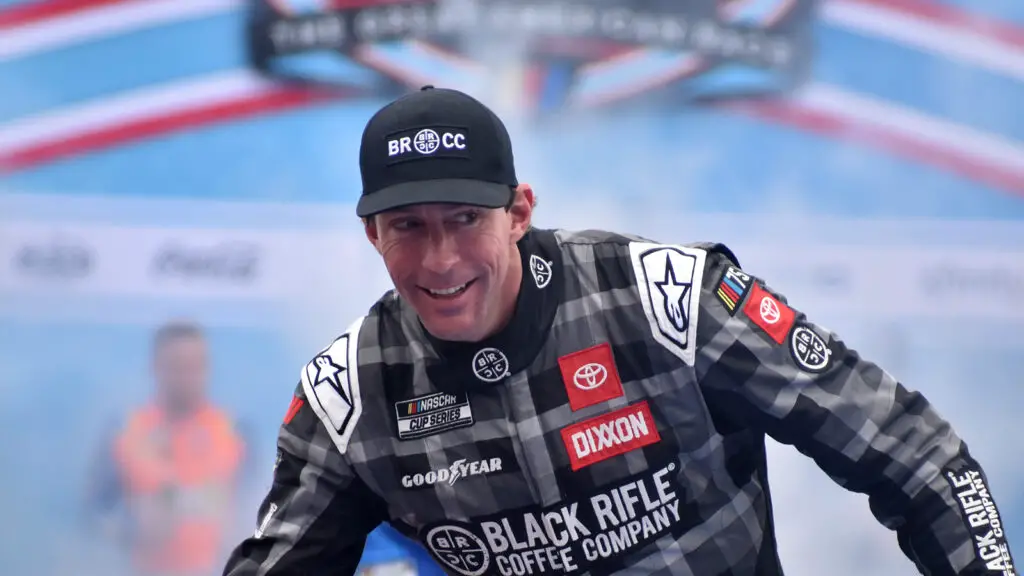 Travis Pastrana will compete in the 2026 NASCAR Craftsman Truck Series race at Daytona for Niece Motorsports