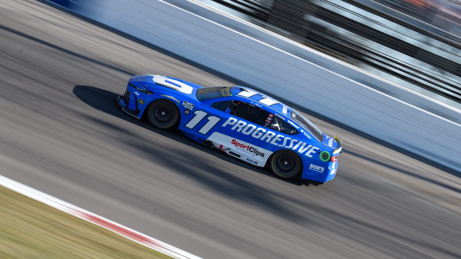Progressive Returns As Sponsor for Hamlin, Joe Gibbs Racing in 2026 ...