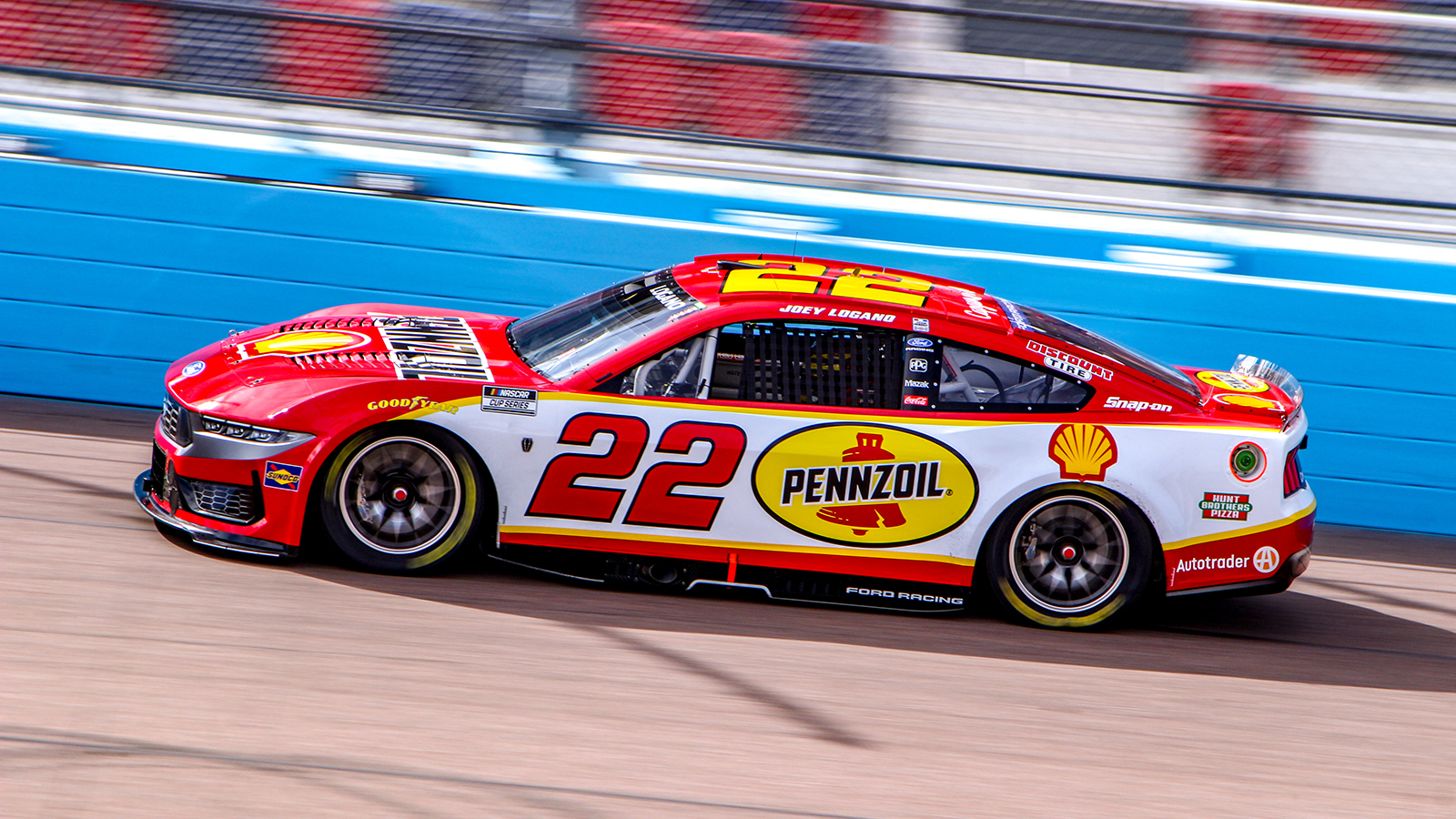 Starting lineup for the Straight Talk Wireless 500 at Phoenix Raceway NASCAR Cup Series