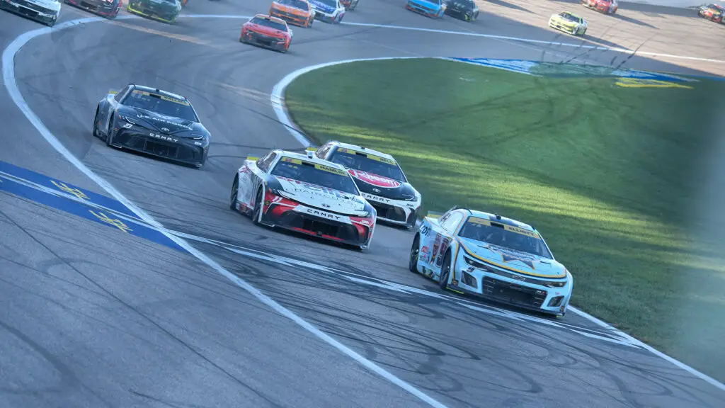 NASCAR Cup Series AdventHealth 400 entry list Kansas Speedway
